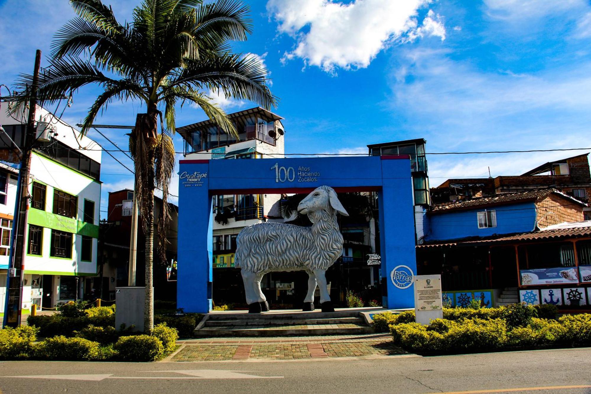 Hotel Real Guatape Ngoại thất bức ảnh