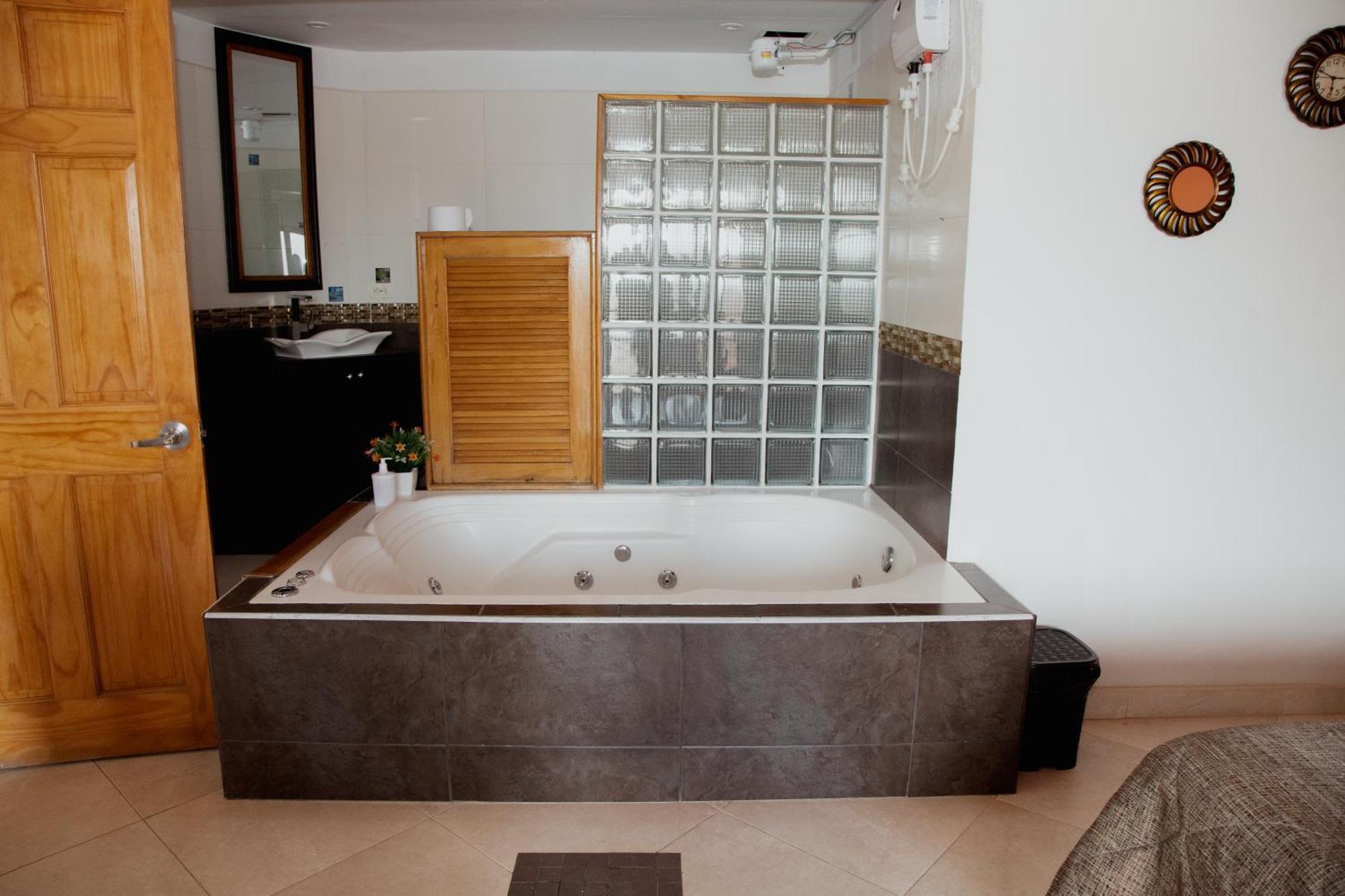 Hotel Real Guatape Ngoại thất bức ảnh